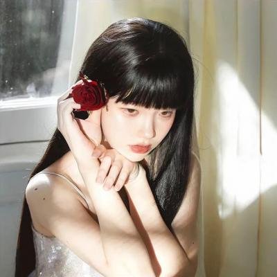 夜先生捡的小可怜美人有太多的心眼